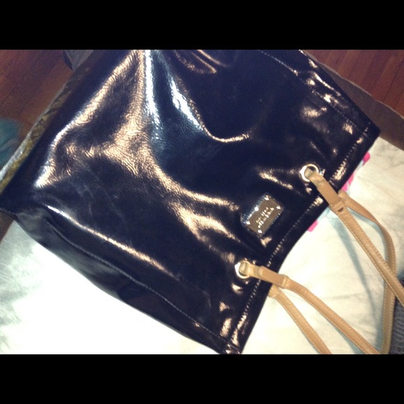 Leather tote