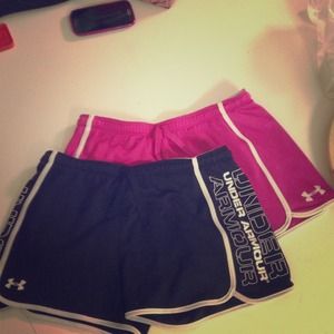 Underarmour athletic shorts