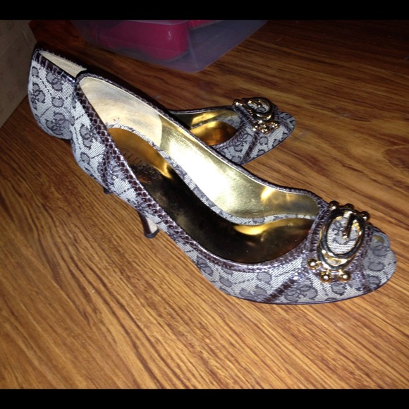 Guess stilettos size 7 - Picture 1 of 3