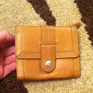Sigrid Olsen wallet