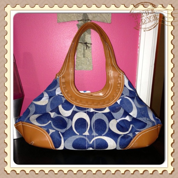 Coach Handbags - Coach handbag