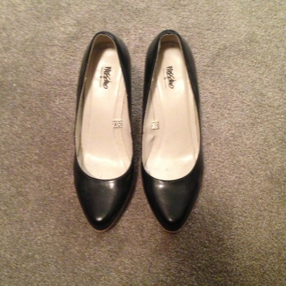 🙅BUNDLED🙅Mossimo pumps size 8.5