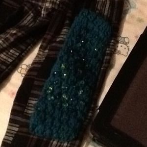 Green-blue headband. Handmade very good. Sequined