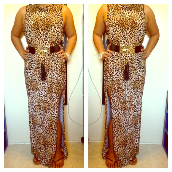 Leopard print maxi close neck dress