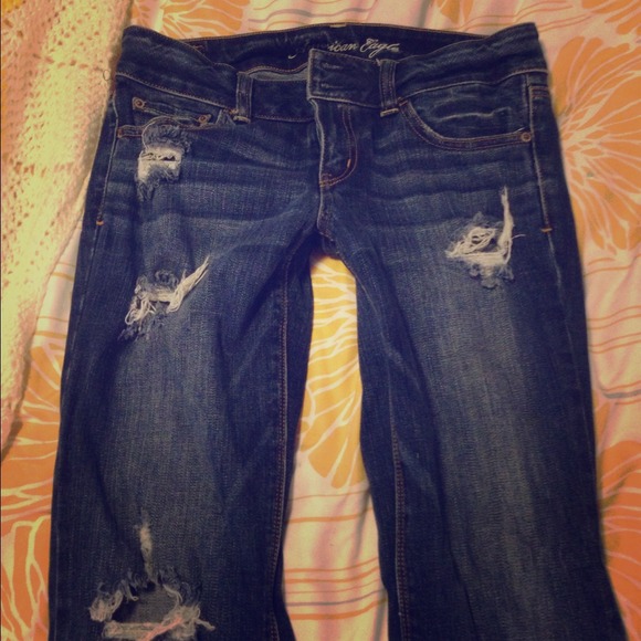 SOLD✋American Eagle artist destroy jeans