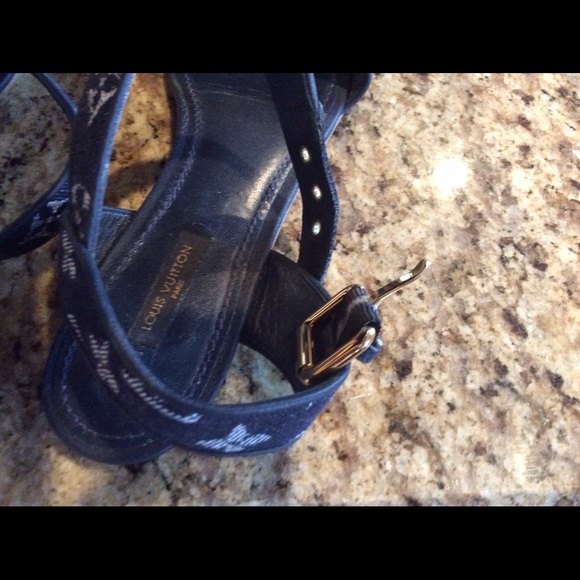 SOLD. Authentic Louis Vuitton Sandals - Picture 4 of 4