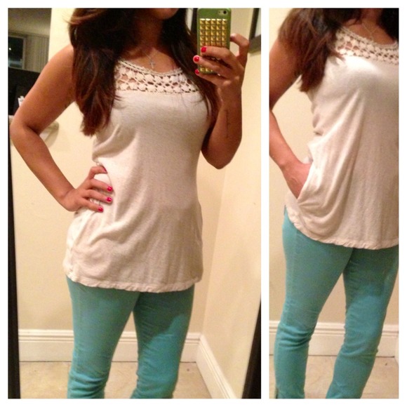 Tops - ✋HOLDING: bundle LSM top & tan top