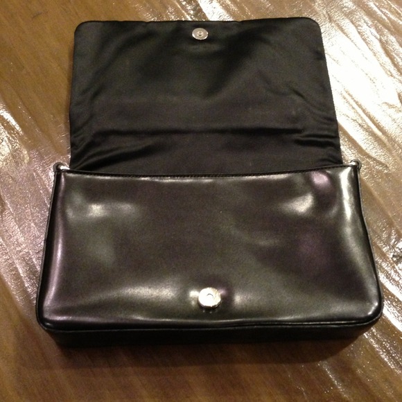 Authentic Prada clutch - Picture 4 of 4