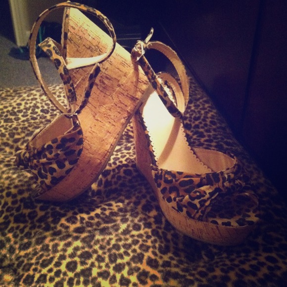 Cheetah wedges!!!