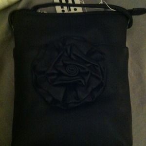 Black purse.