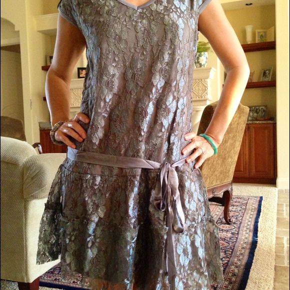 🎉HOST PICK🎉Gorgeous  lace dress - Picture 2 of 4