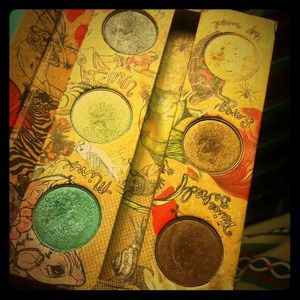 Urban decay vegan palette