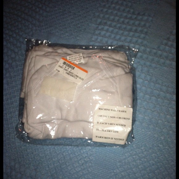 Newborn long sleeve shirts 3 in pack