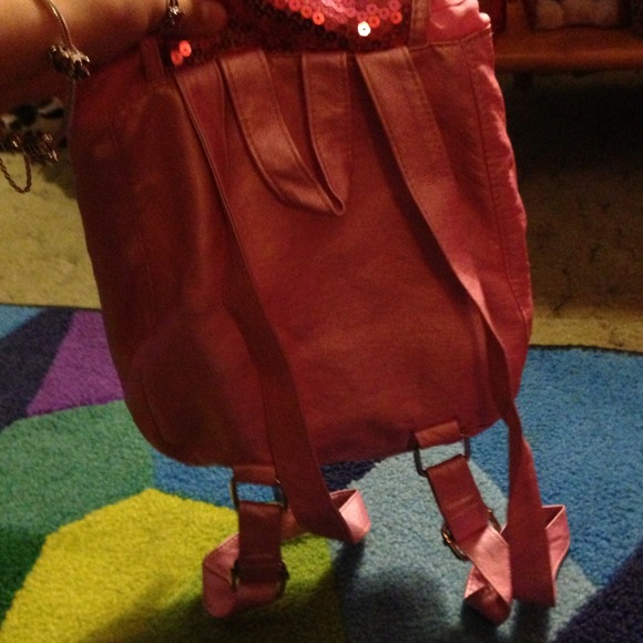 Justice sequin purse. - Picture 2 of 4