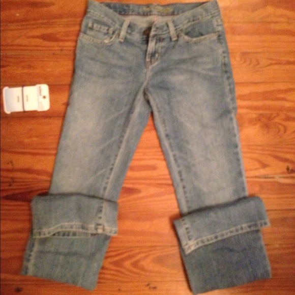 American eagle jeans!