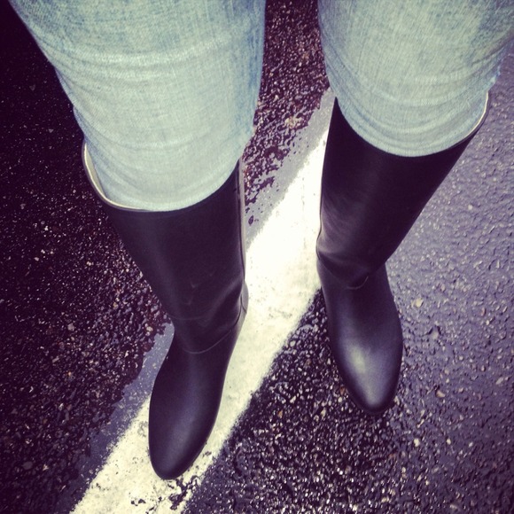 Just sharing my loeffler Randall matilde rainboots