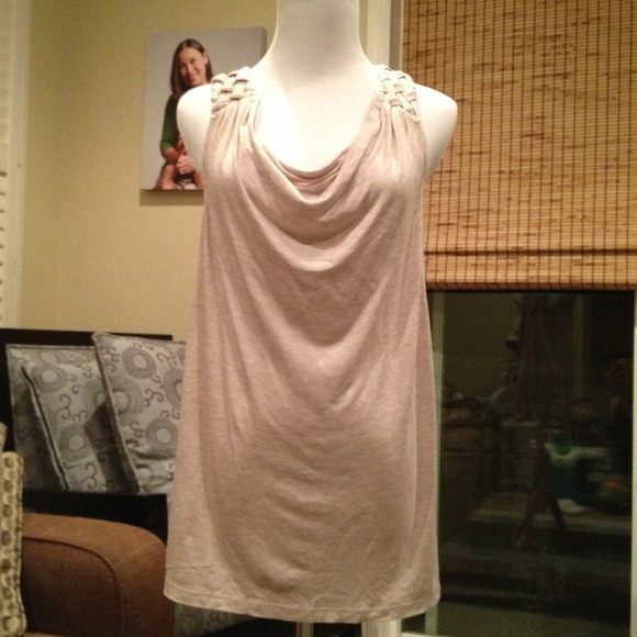 **Sold** Mossimo Tank/blouse
