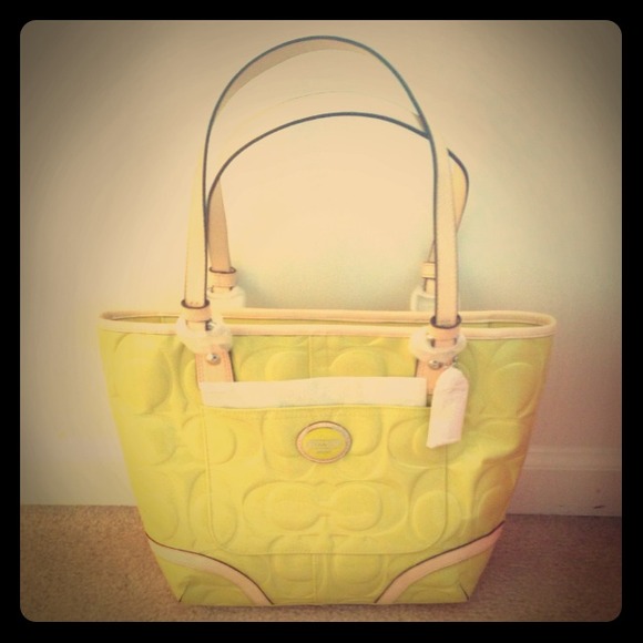 SOLD***100% authentic Coach bag