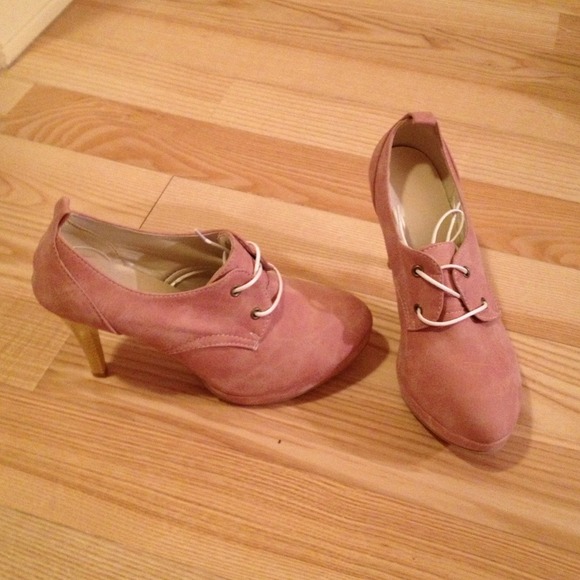 New lace up shoes in pink suede size 7 - Picture 2 of 4