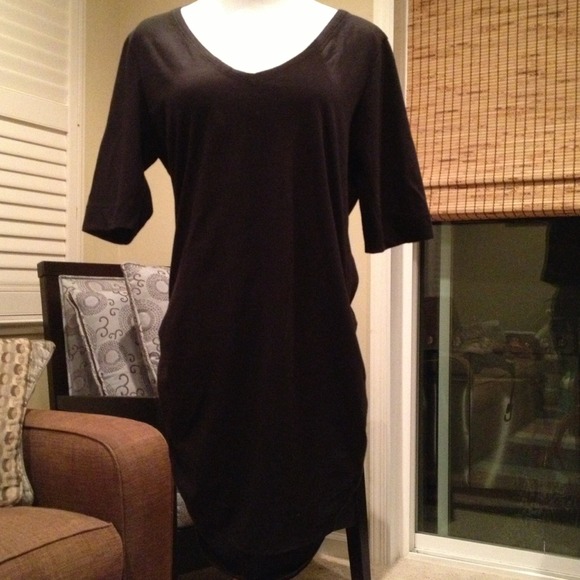 **Sold ** 2 Moda International tops