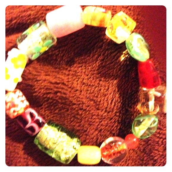 Chunky elastic bracelet