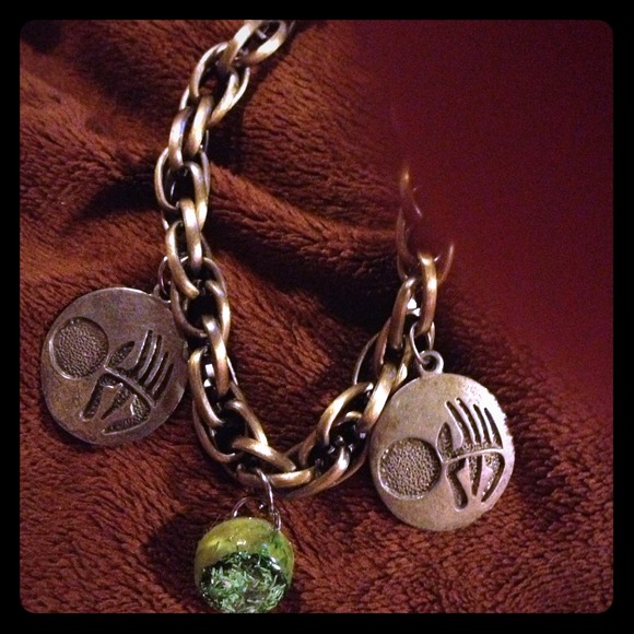 Anklet.  Chunk chain