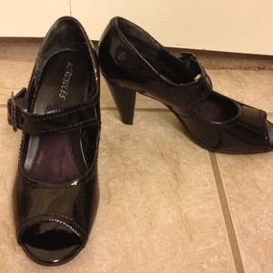 Aerosoles black peep toe Mary Janes