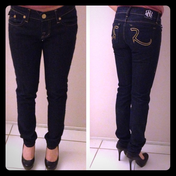 Rock & Republic Berlin Straight Skinny Jeans