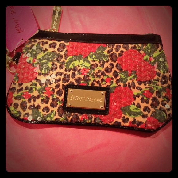 Betsey Johnson Handbags - ❌SOLD❌💘Brand New!!! Betsey Cheetah Blossom Wrist