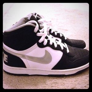 Black and white nike sneakers