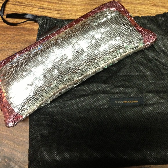 REDUCED❗️BCBG Dual Tone Sequins Clutch - Picture 4 of 4