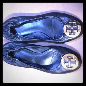 REDUCED Authentic Tory Burch Black/Gold Revas 7.5