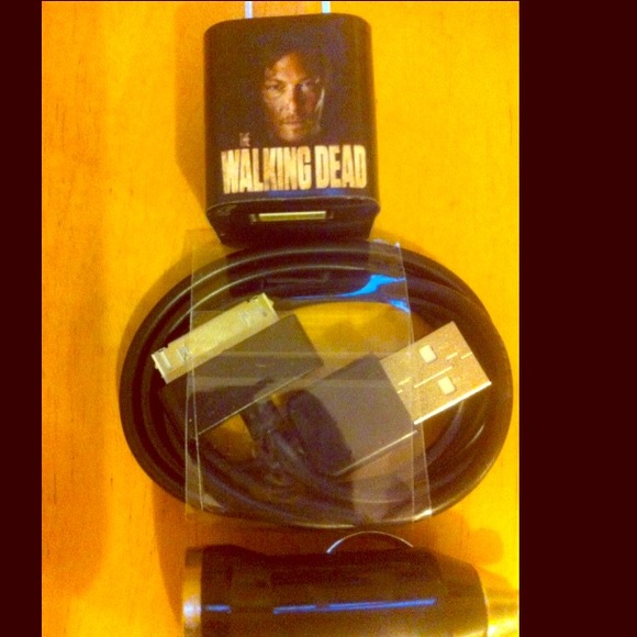 iPhone charger walking dead "Daryl" set
