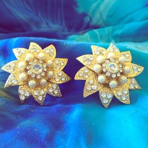 🌺RESERVED🌺Vintage Earrings🌺