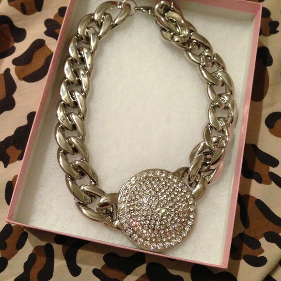 **SOLD IN BUNDLE** Blinged Medallion Necklace