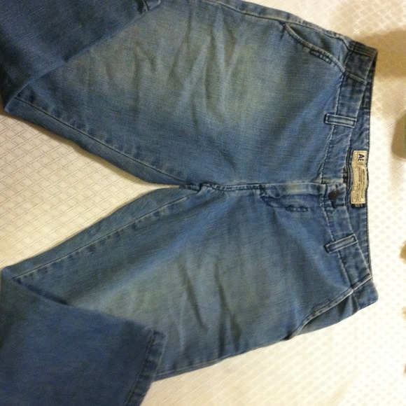 American eagle outfitters Capri jeans - Picture 1 of 4