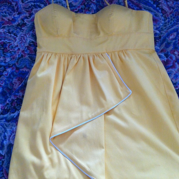 Dress - Picture 1 of 1