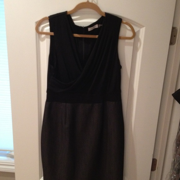 Only been worn once. - Picture 3 of 3