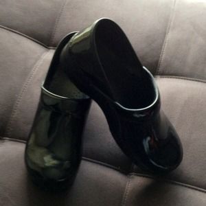 Dansko's Brand new - Worn Once,they didn't fit.