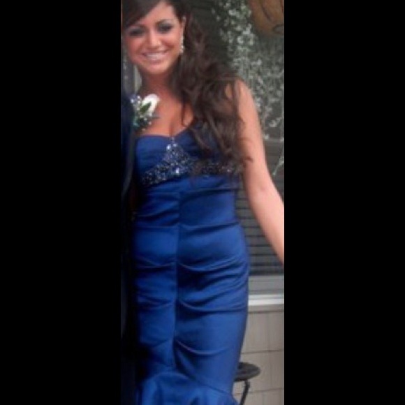 Cache navy blue with beading evening gown