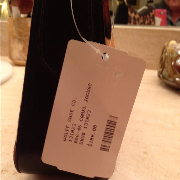 ❤️ SALE🎉🎉 PRINT BAG/CLUTCH🎉🎉 - Picture 3 of 4