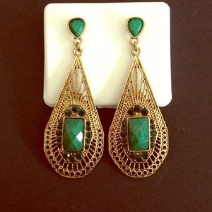 Price ✂ Green earring fashion.