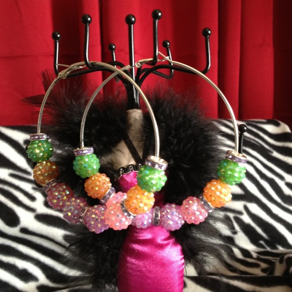 Earrings (bundled)