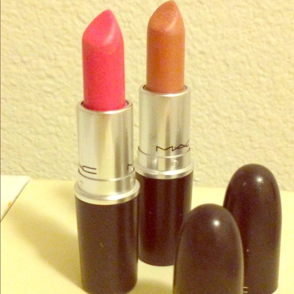 Two MAC lipsticks 💋