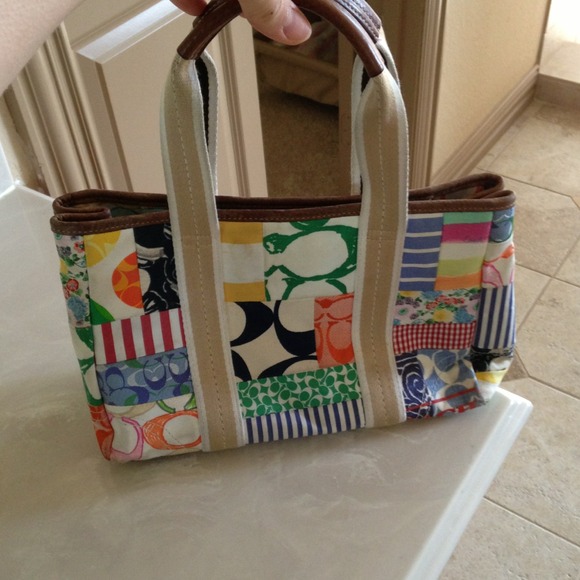 Color patch coach purse - Picture 2 of 3