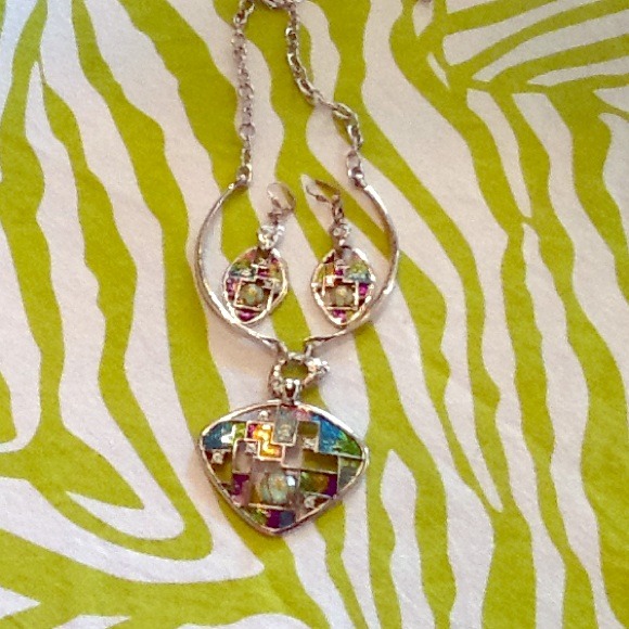 Silver colorful necklace and earrings