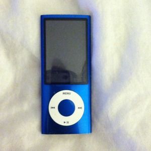 Blue I pod 2 years old 5 th generation