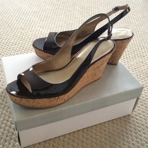Women's brown patent cork wedges sz 8