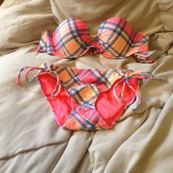 🚫Traded🚫Victoria Secret Bandeau padded swim suit
