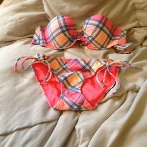 🚫Traded🚫Victoria Secret Bandeau padded swim suit